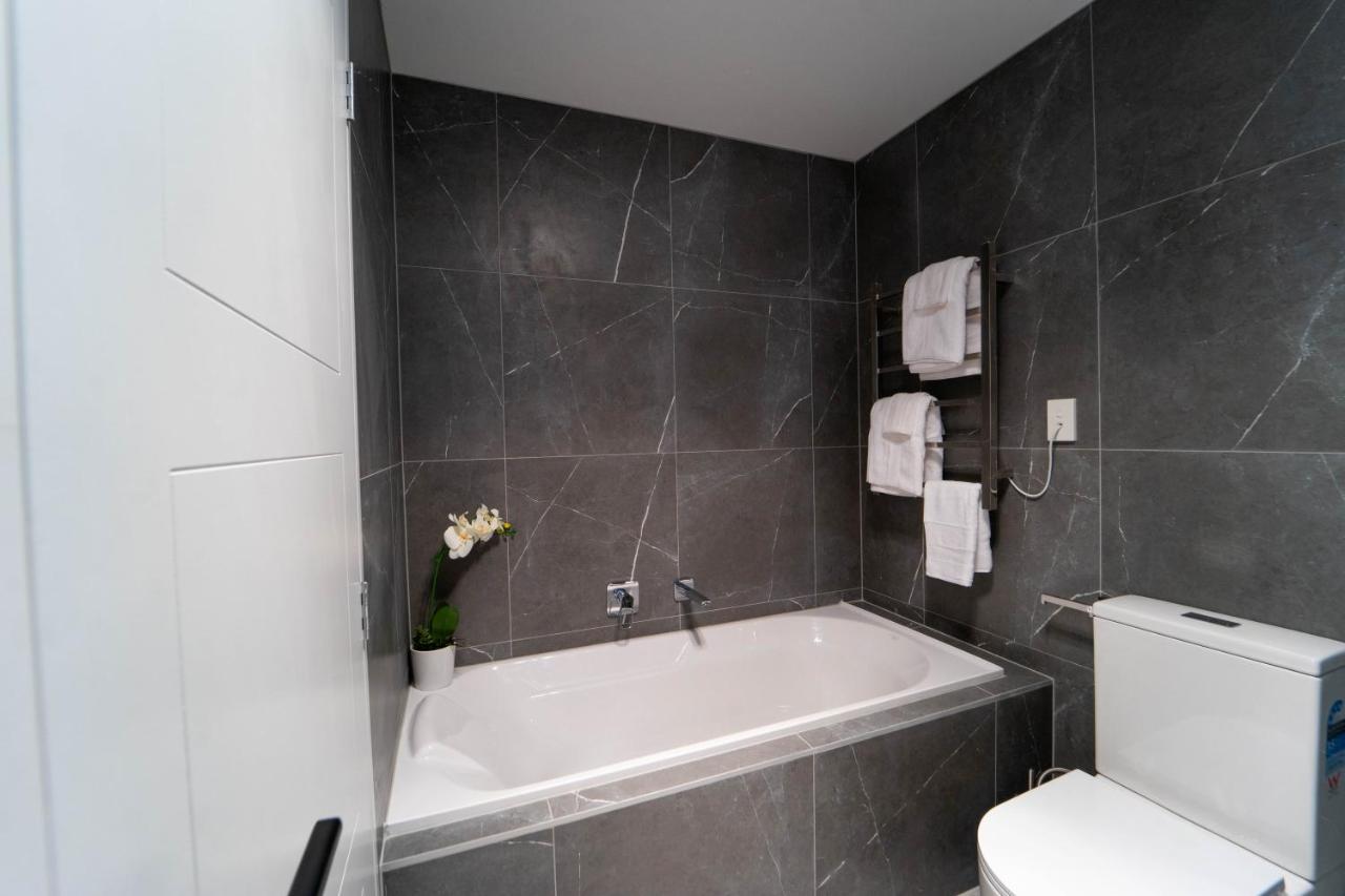 Modern Sunnyhills Town House Villa Auckland Exteriör bild